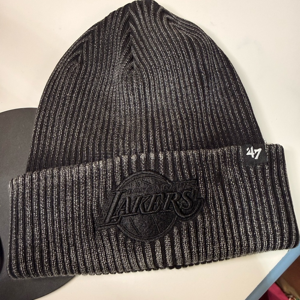 47 Brand Black Lakers Beanie